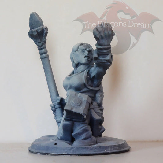 Female Dwarf Arcane - 1 - Arbiter Miniatures - Pathfinder, 5e - Tabletop Games