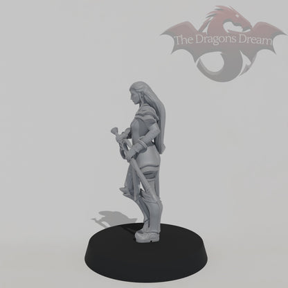 Female Paladin